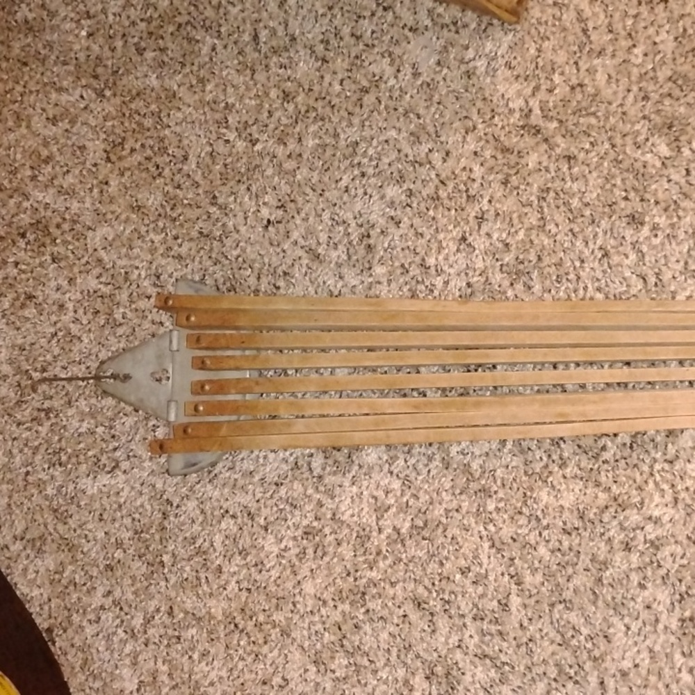 Antique Wood And metal Wall Clothes Hanger/Dryer Rustic Decor 29 Inches
